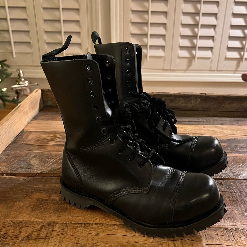 NEW Getta Grip Doc Dr. Marten's Black Combat 10 Hole steel toe Boots US 8 UK 5